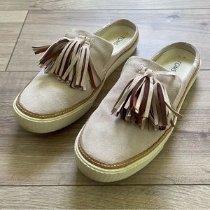 3 FOR $18 SALE Toms Sunrise Tassel Comfort Mule 7.5